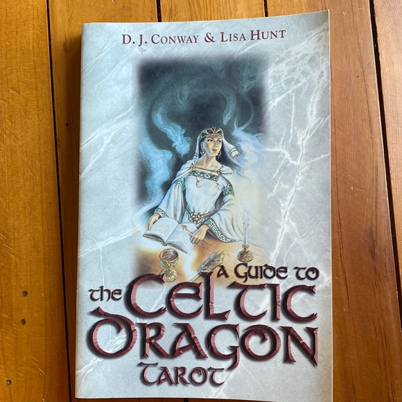 Celtic Dragon Tarot Book - Picture 1 of 4